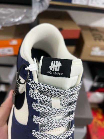 Dunk Low Undefeated