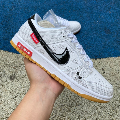 Dunk low X Suprême