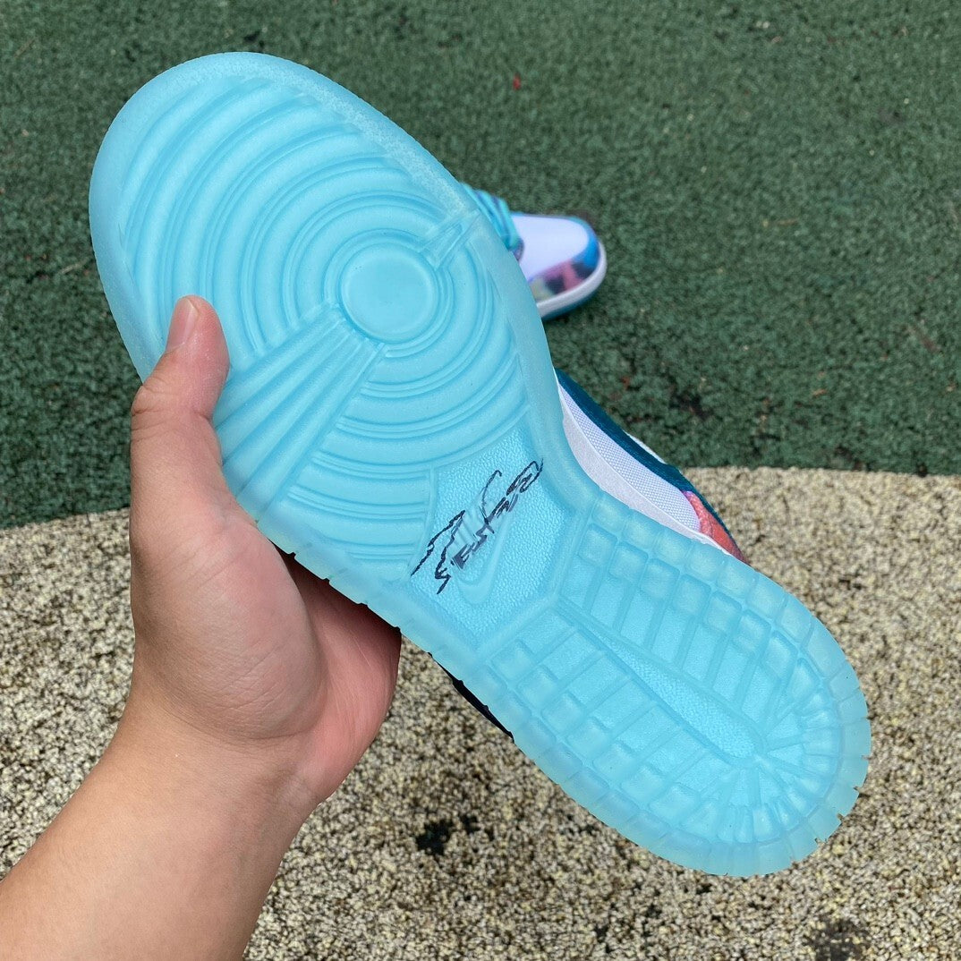 Dunk low Futura Laboratories