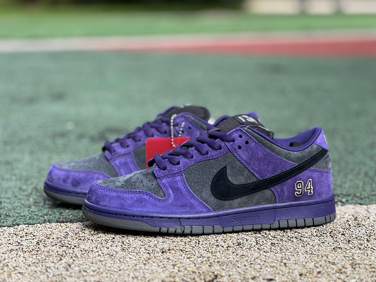 Dunk low X Suprême 94