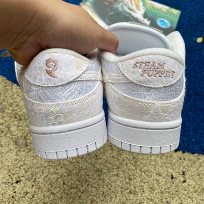 Dunk low Steam Puppet