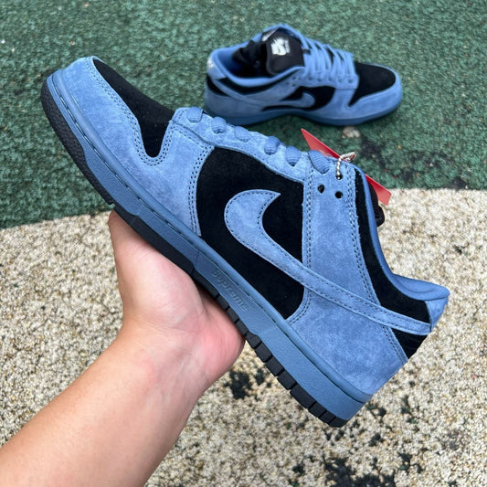 Dunk low X Suprême 94