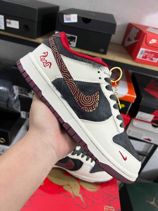 Dunk low 2026 CNY