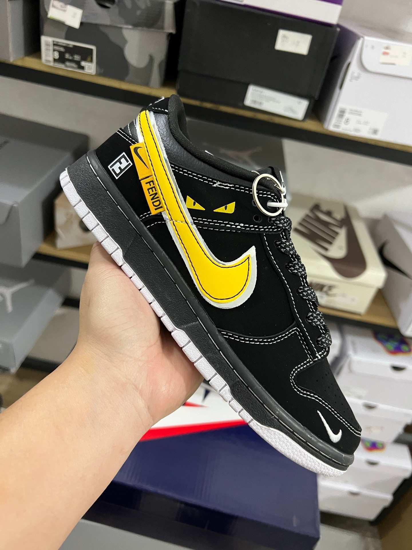 Dunk Low X Fendi