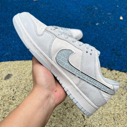 Dunk low X The North Face