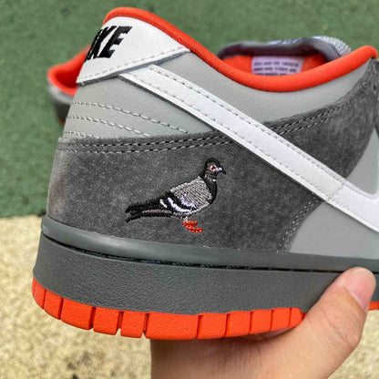 Dunk low Staple Pigeon