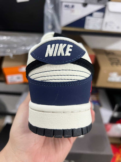 Dunk Low Undefeated