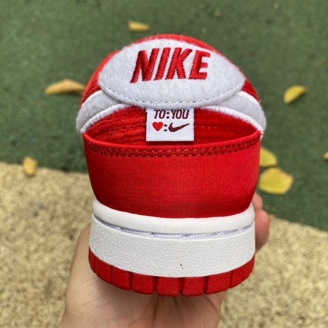Dunk low Valentine's Day
