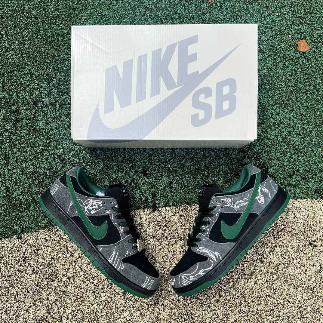 Dunk low SB There Skateboards