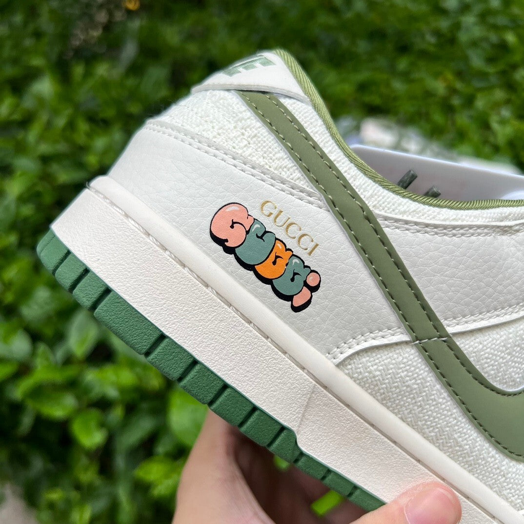 Dunk low X Gucci