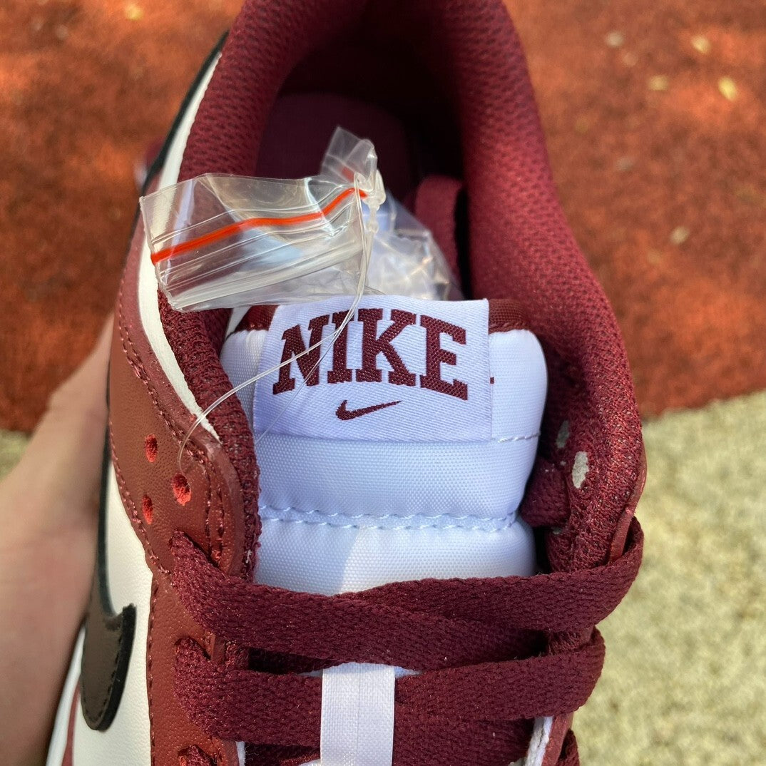 Dunk low Dark Team Red