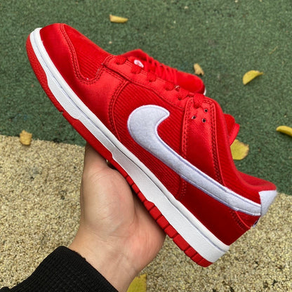 Dunk low Valentine's Day