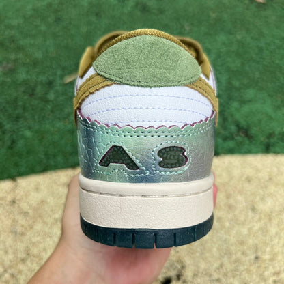 Dunk low X Alexis Sablone