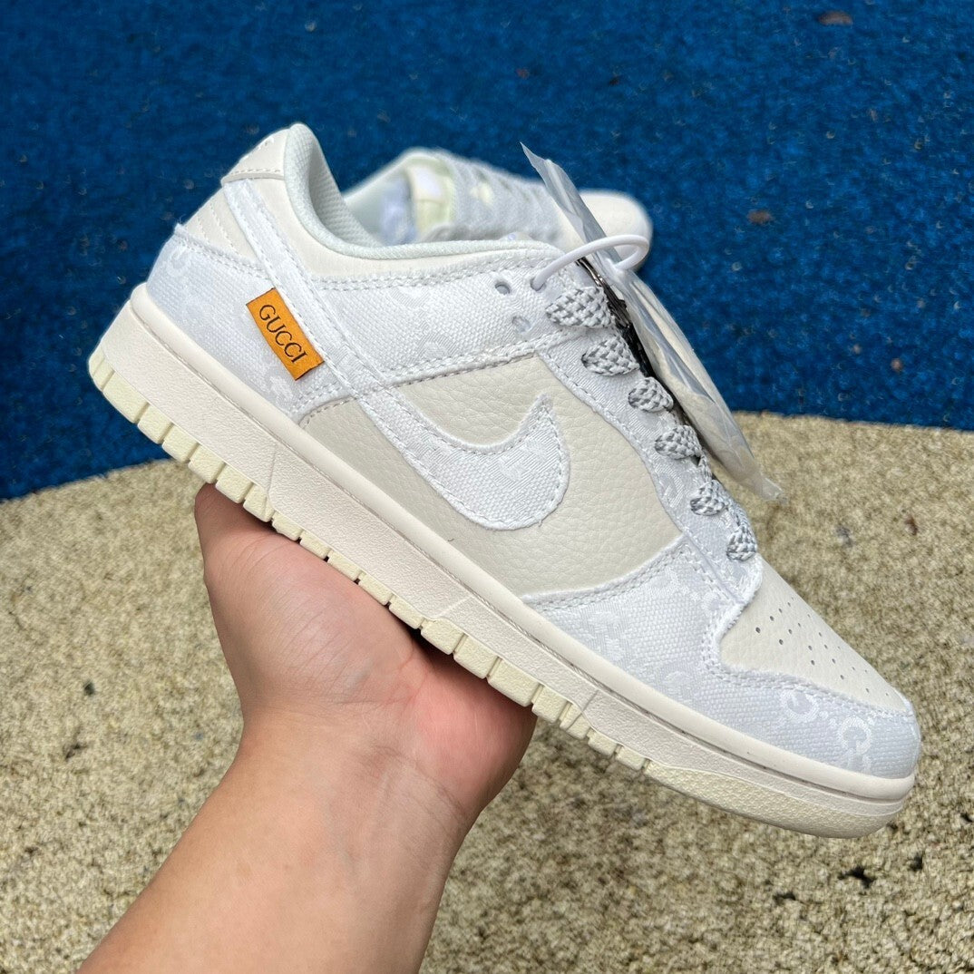 Dunk low X Gucci