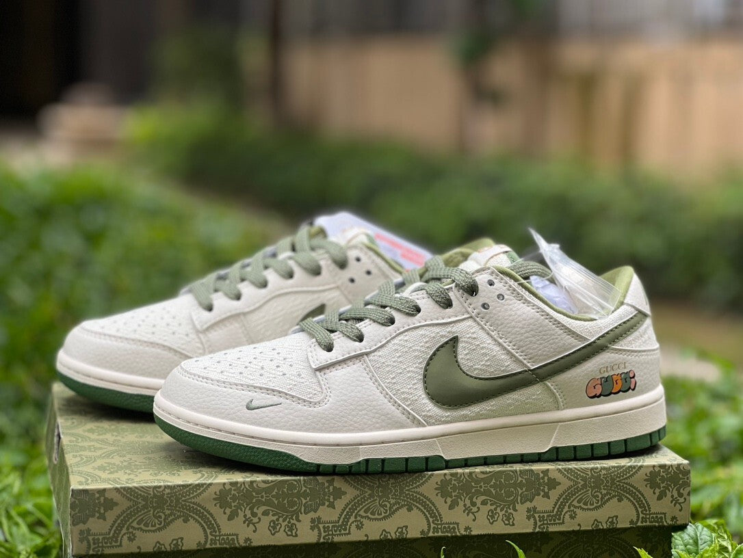 Dunk low X Gucci