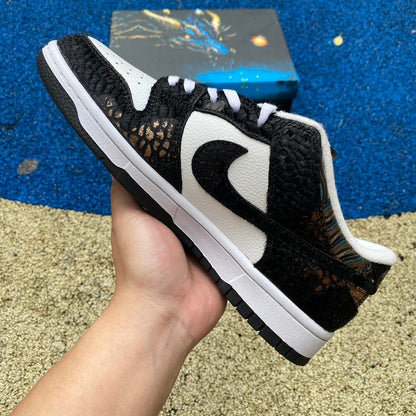 Dunk low Steam Puppet