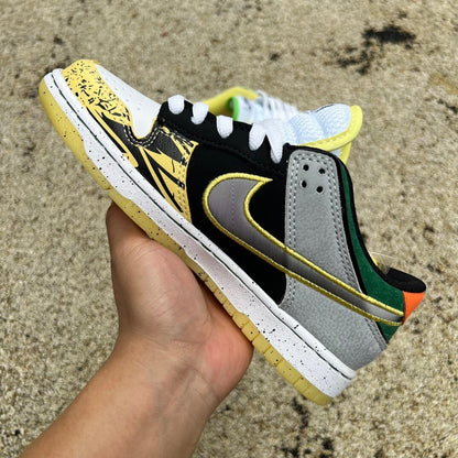Dunk low X Doaf "What The Duck"