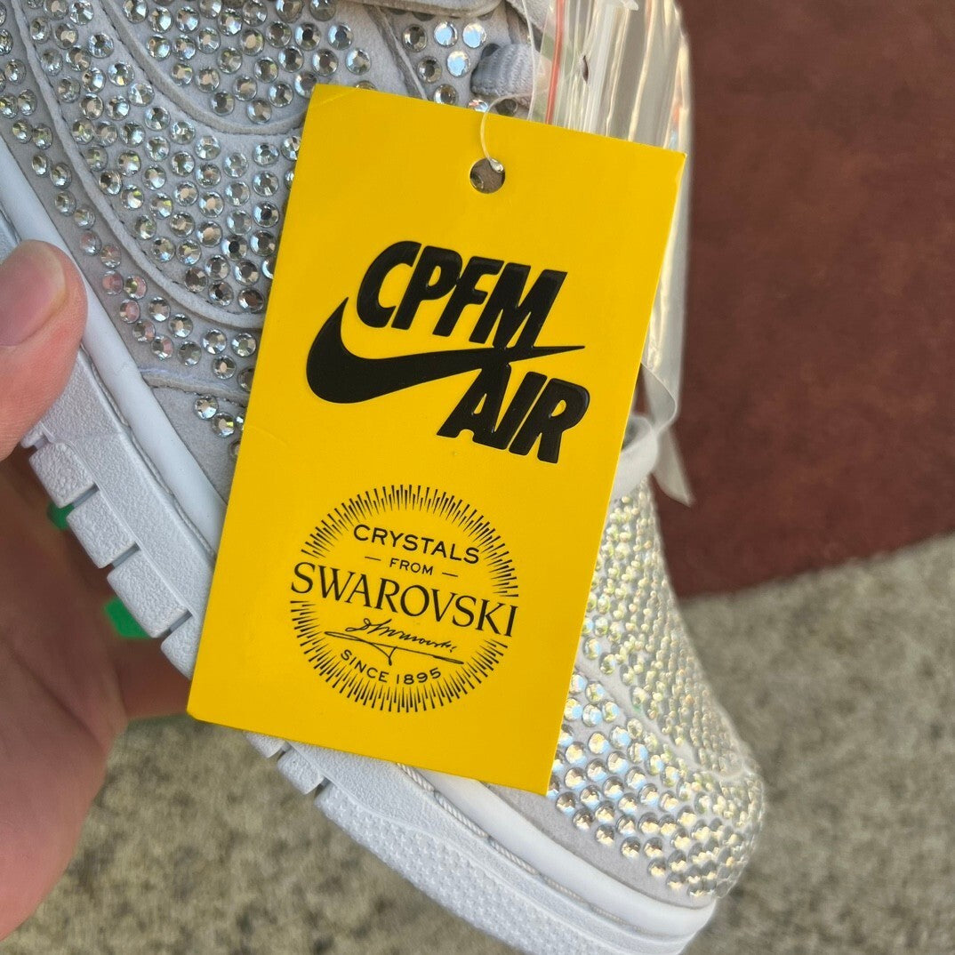 Dunk low X Swarovski "Pure Platinium"