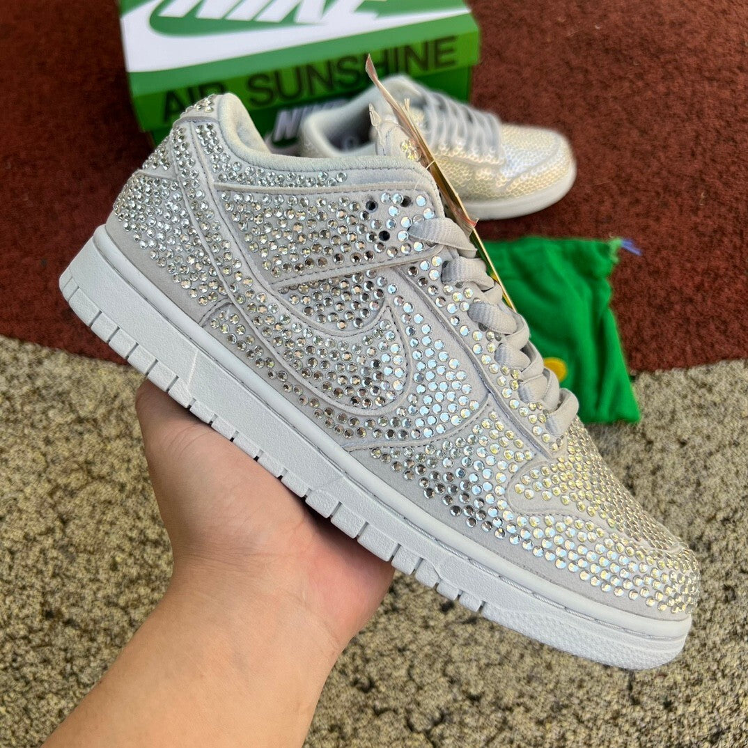 Dunk low X Swarovski "Pure Platinium"