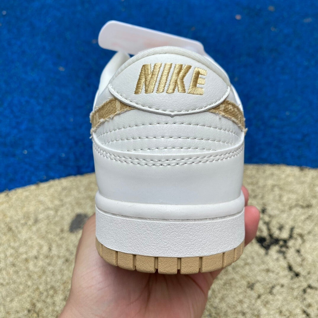 Dunk low X MLB