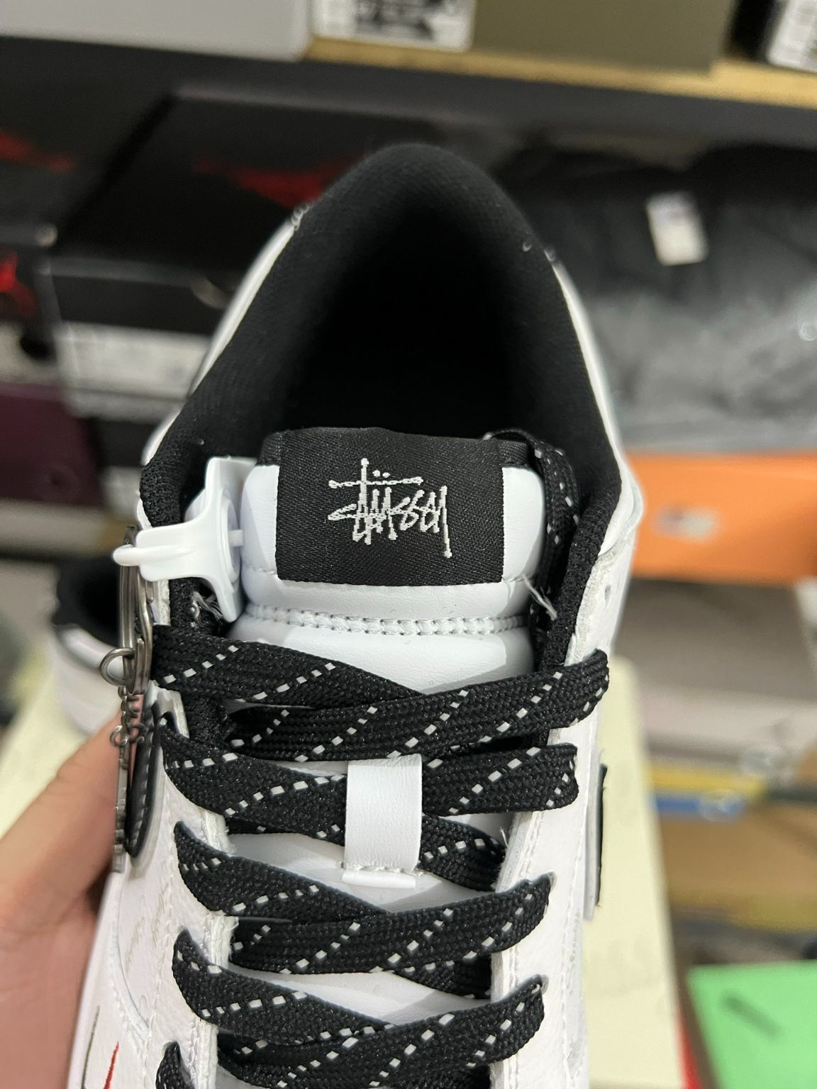Dunk low X Stussy