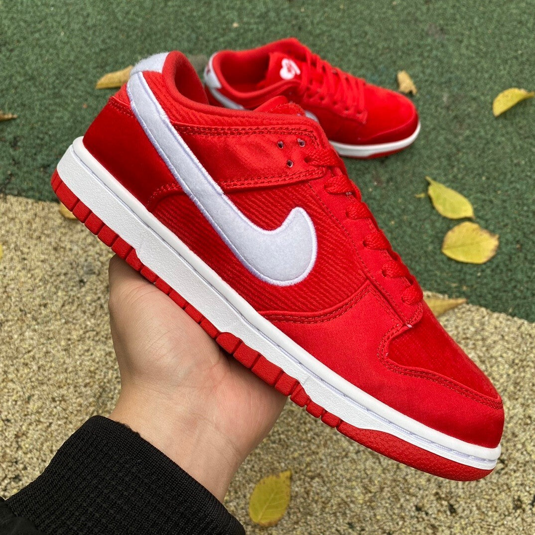 Dunk low Valentine's Day