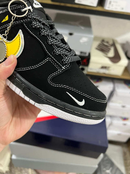 Dunk Low X Fendi